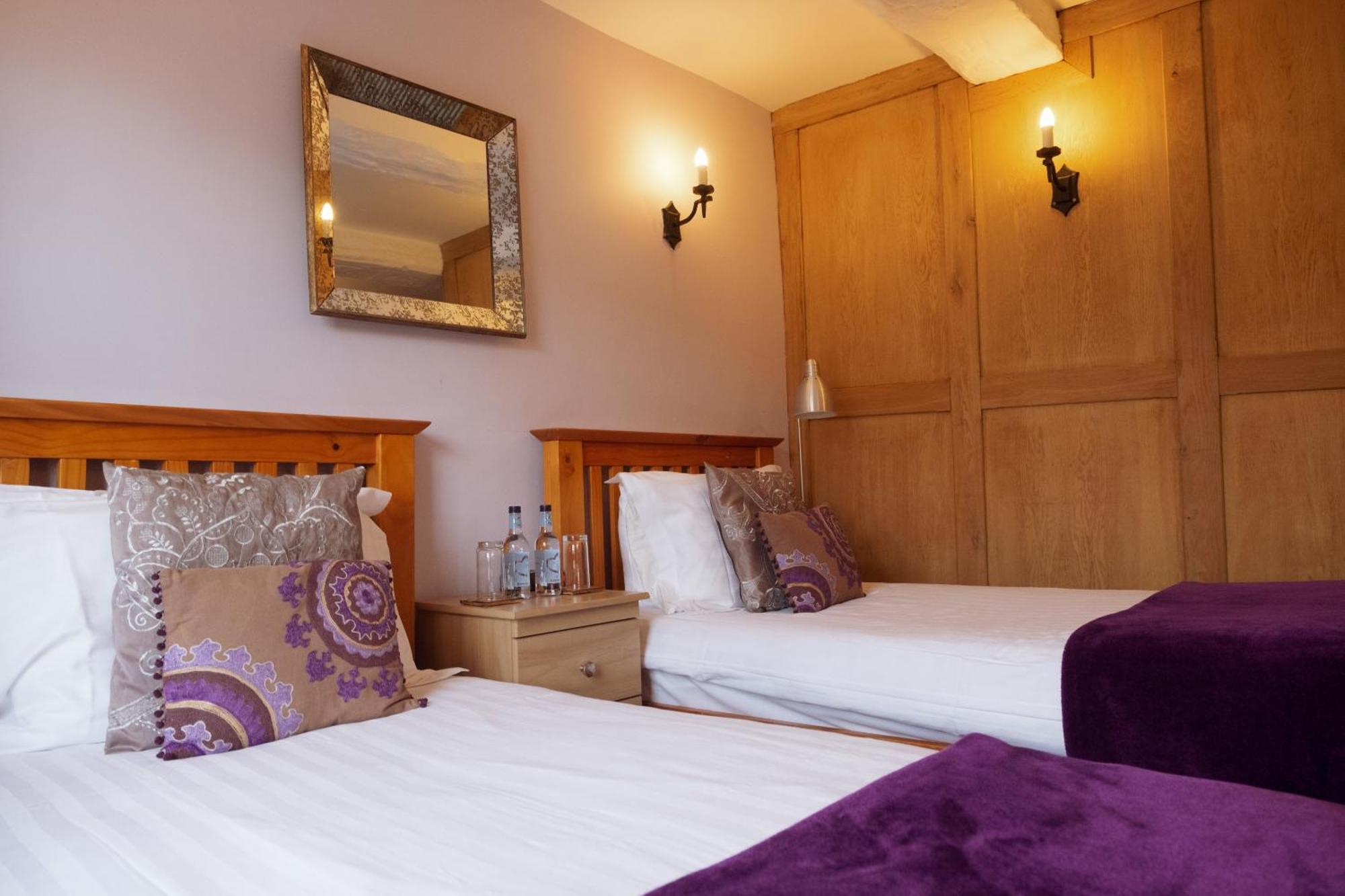 Kings Arms Hotel Abergavenny Exterior foto